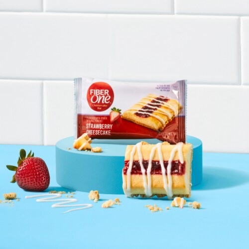 Fiber One Strawberry Cheesecake Bars Low Net Carb Low Sugar Healthy Dessert Snacks Perspective: right