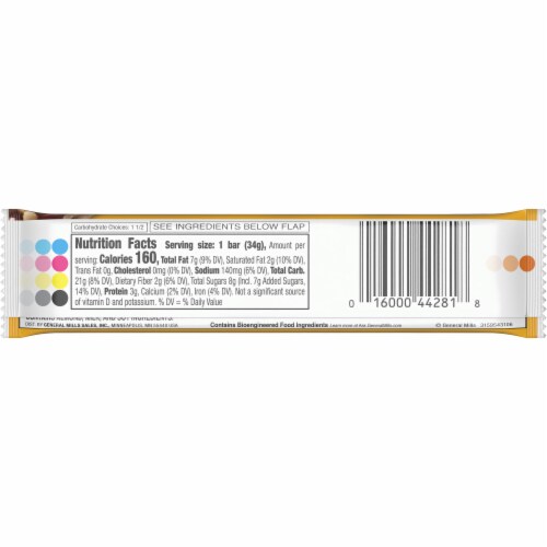 Nature Valley Sweet & Salty Nut Almond Granola bars Perspective: right