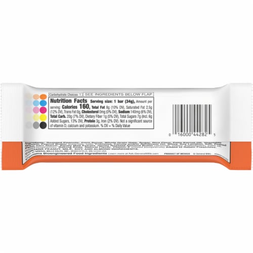 Nature Valley Sweet & Salty Nut Peanut Granola bars Perspective: right