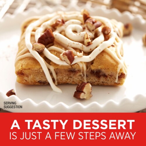 Fiber One 70 Calorie Cinnamon Coffee Cake Soft-Baked Bars Perspective: right