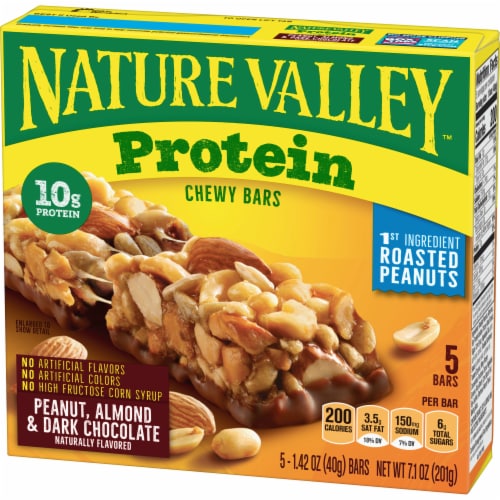 Nature Valley Protein Peanut Almond & Dark Chocolate Chewy Bars Perspective: right
