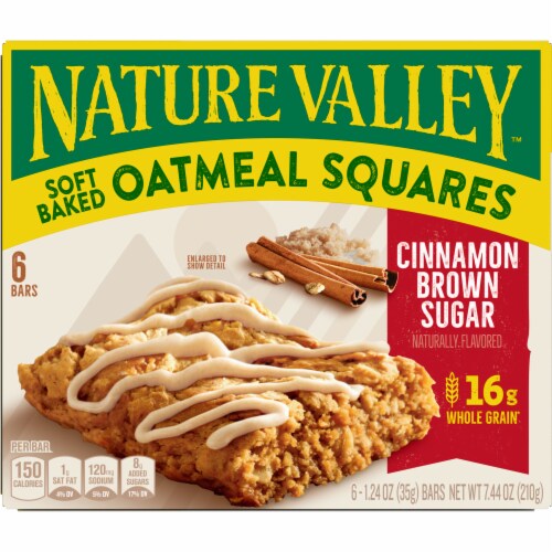 Nature Valley Soft Baked Oatmeal Squares Cinnamon Brown Sugar Breakfast bars Perspective: right
