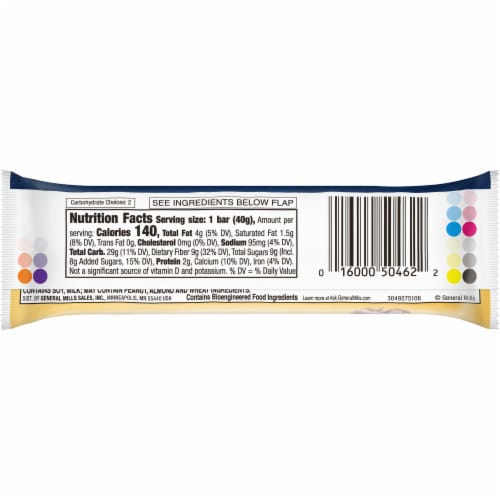 Fiber One Oats & Chocolate Chewy Granola bars Perspective: right