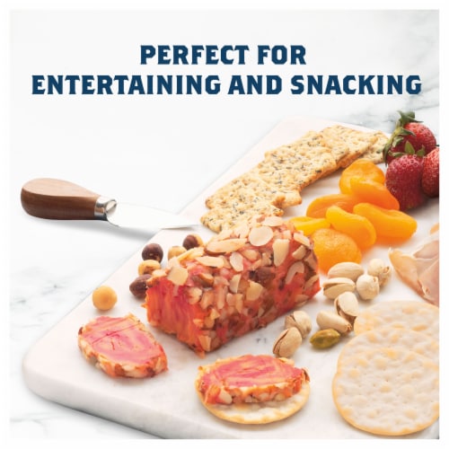 Kaukauna Port Wine Spreadable Cheese Ball Perspective: right