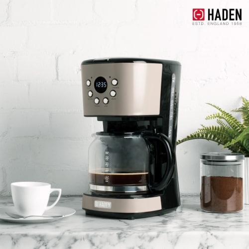 A home coffee maker with a modern and advanced app