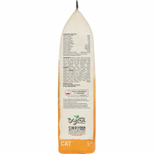 Beyond® Simply Grain Free White Meat Chicken & Egg Recipe Dry Cat Food Perspective: right