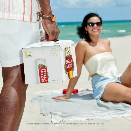 Stella Artois Premium Lager Beer Perspective: right