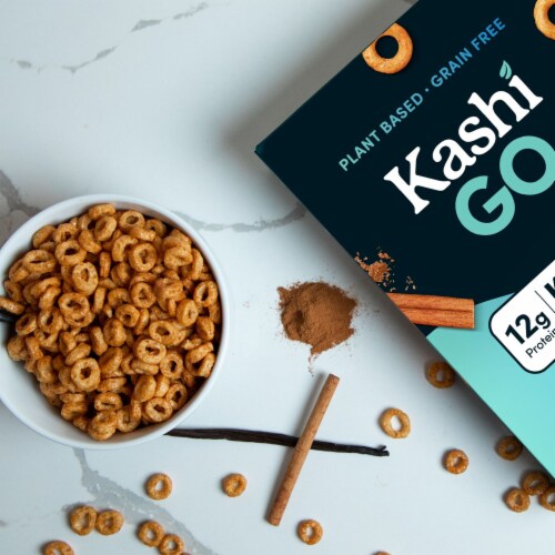 Kashi GO Cinnamon Vanilla Protein Cereal Perspective: right