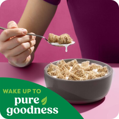 Kashi Berry Fruitful Cereal Perspective: right