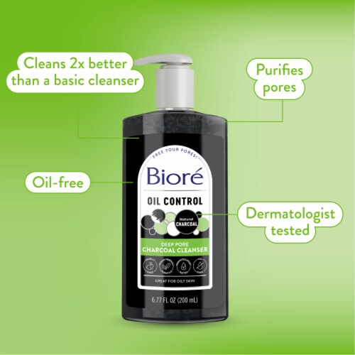 Biore Oil Control Deep Pore Charcoal Face Wash, Daily Facial Cleanser for Dirt & Makeup Removal Perspective: right