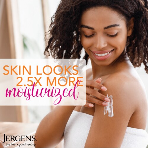 Jergens Coconut Hydrating Coconut Body Moisturizer Perspective: right