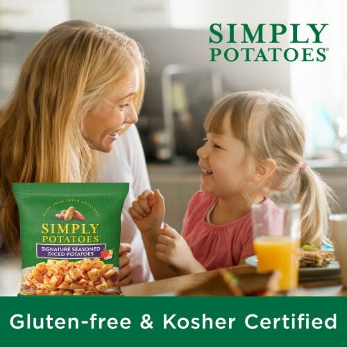 Simply Potatoes Signature Seasoned Diced Potatoes Perspective: right