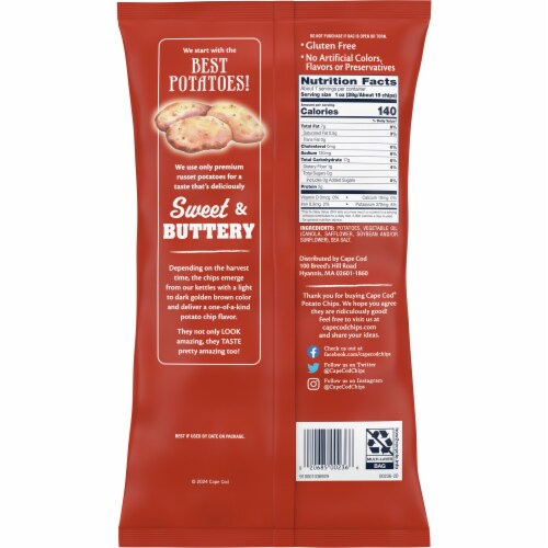 Cape Cod Potato Chips Russet Kettle Chips Perspective: right