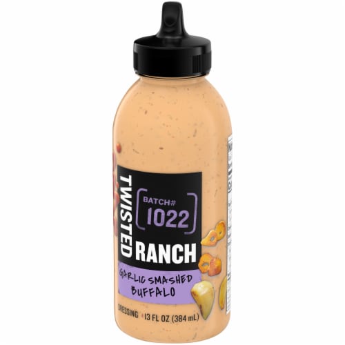 Twisted Ranch Garlic Smashed Buffalo Sauce & Dressing, Bottle Perspective: right