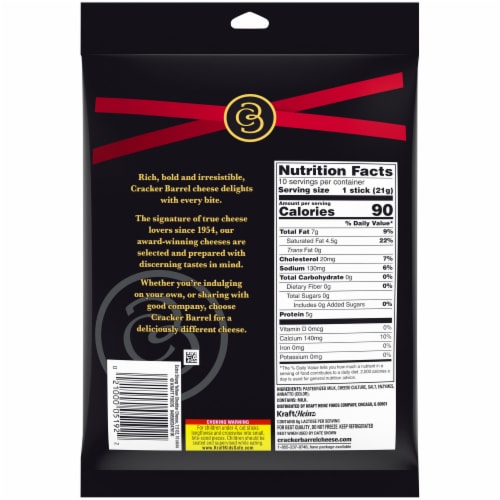Cracker Barrel Rich & Bold Extra Sharp Yellow Cheddar Cheese Snacks Perspective: right