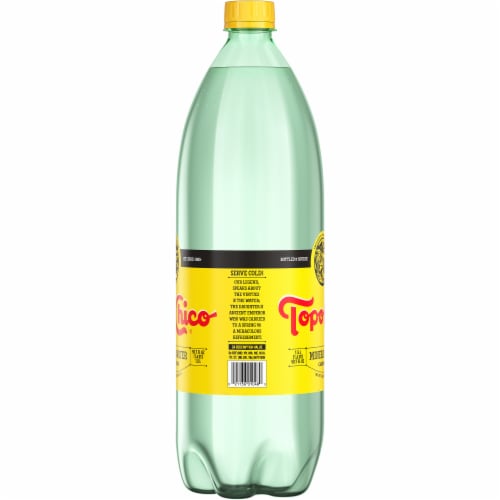 Topo Chico Carbonated Mineral Water Perspective: right