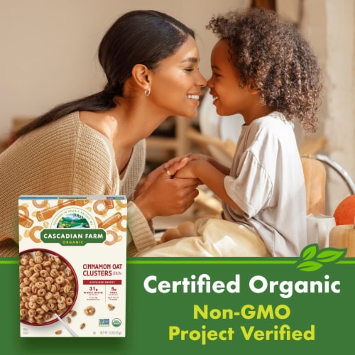 Cascadian Farm Organic Cinnamon Oat Clusters Breakfast Cereal Perspective: right
