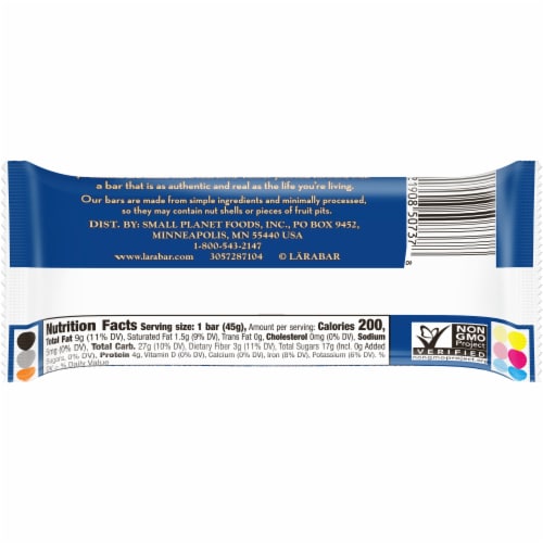 Larabar Blueberry Muffin Fruit and Nut Bars Perspective: right