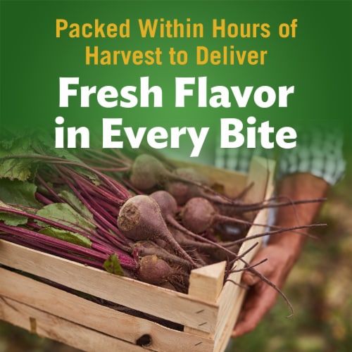 Del Monte® Fresh Cut® Sliced Beets Canned Vegetables Perspective: right