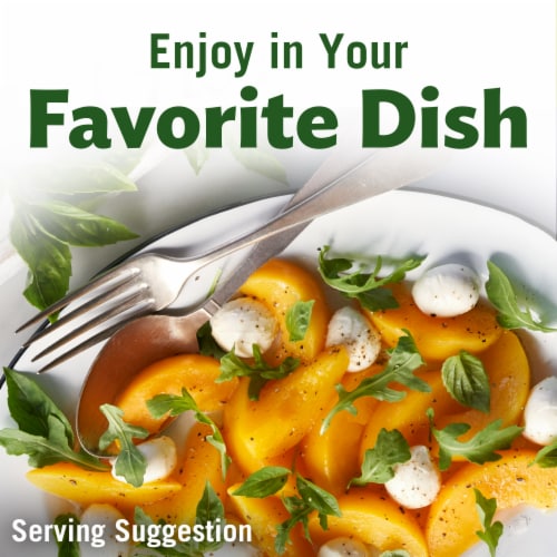 Del Monte Yellow Cling Sliced Peaches in 100% Juice Perspective: right