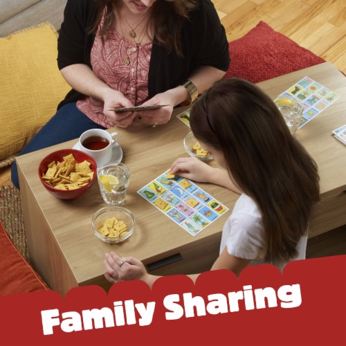 Cheez-It Baked Snack Cheese Crackers Queso Fundido Perspective: right