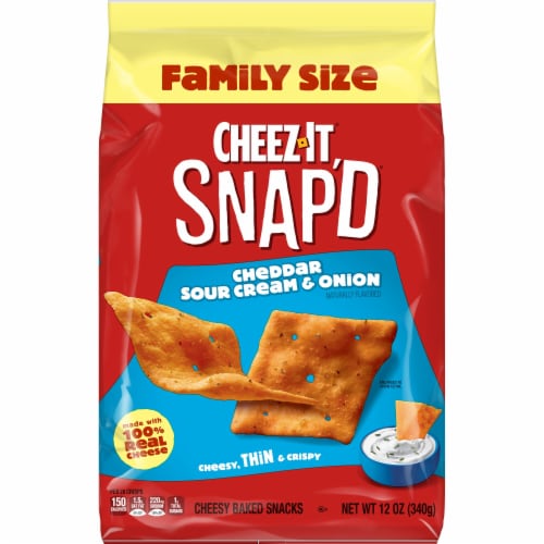 Cheez-It® Snap'd Cheddar Sour Cream Onion Cheese Cracker Chips Family Size Perspective: right
