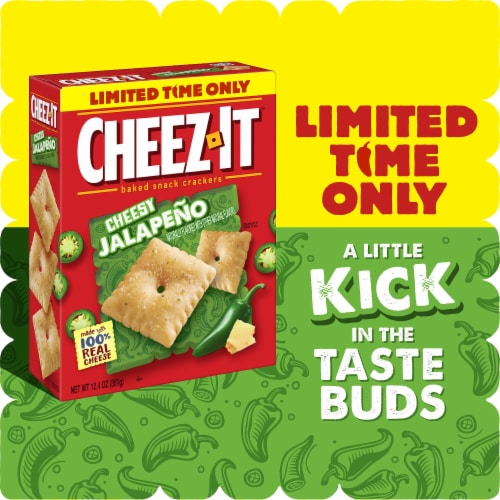Cheez-It® Cheesy Jalapeño Cheese Crackers Perspective: right