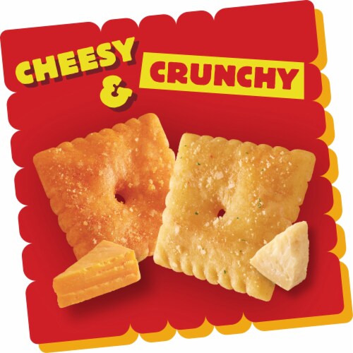 Cheez-It® DUOZ Cheddar and Parmesan Cheese Snack Crackers Perspective: right