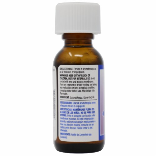 De La Cruz® Lavender Pure Essential Oil Perspective: right