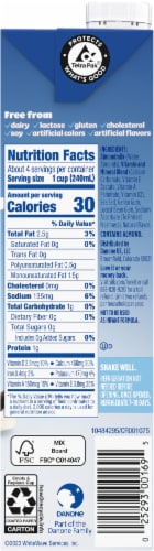 Silk Unsweetened Vanilla Almond Milk Perspective: right