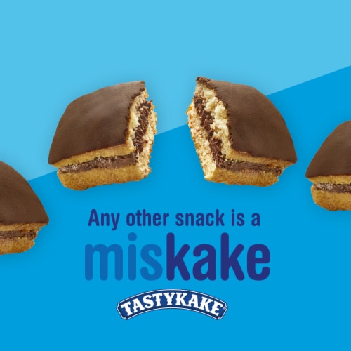 Tastykake Chocolate Juniors, Individually Wrapped Chocolate Iced Snack Cakes Perspective: right