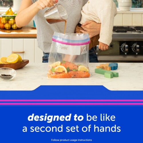 Ziploc® Brand Storage Bags with Stay Open Design for Easy Filling, 1 gal, 80 ct Perspective: right