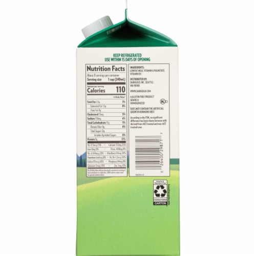 Darigold® Ultra-Pasteurized 1% Low Fat  Milk Perspective: right