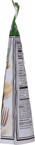 Brianna's® Parmesan & Fine Herbs Seasoned Croutons Perspective: right