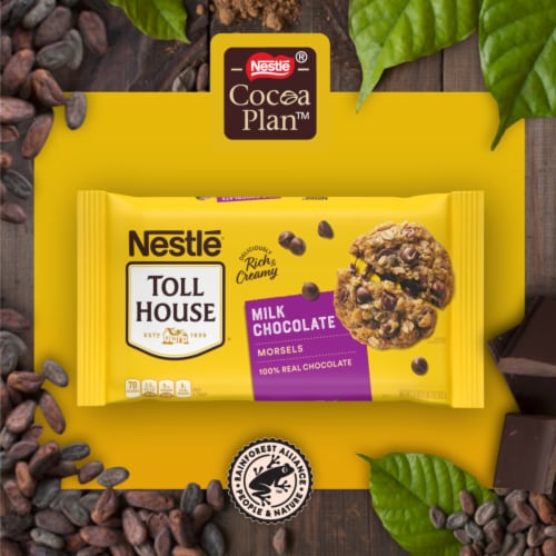 Nestle Toll House Milk Chocolate Chips 23 Oz Perspective: right