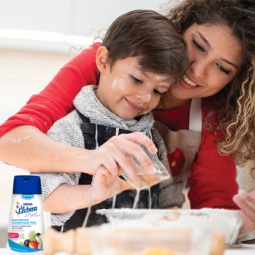 Nestle La Lechera Sweetened Condensed Milk Perspective: right
