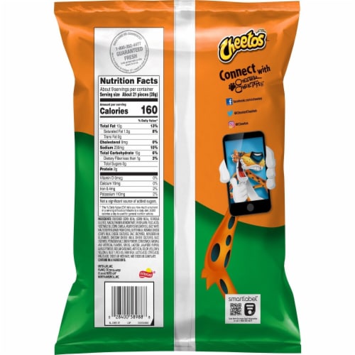 Cheetos® Crunchy Cheddar Jalapeno Chips Perspective: right