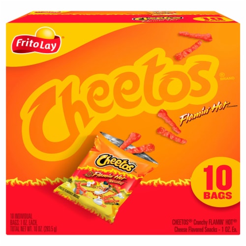 Cheetos® Flamin’ Hot® Crunchy Multipack Chips Perspective: right