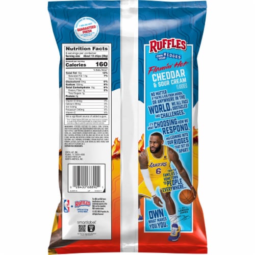Ruffles® Flamin' Hot Cheddar And Sour Cream Potato Chips Perspective: right