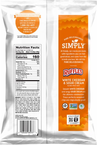 Ruffles® Simply White Cheddar and Sour Cream Potato Chips Perspective: right