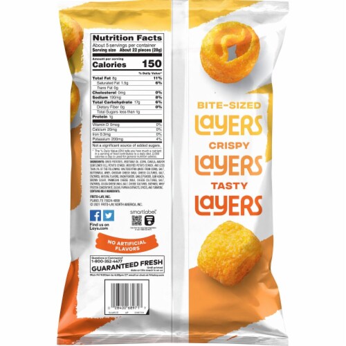 Lay's® Layers Three Cheese Potato Chips Perspective: right