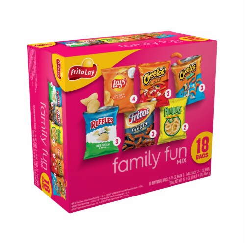 Frito-Lay® Family Fun Mix Chips Variety Pack Perspective: right