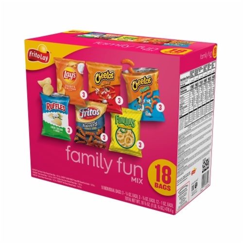 Frito-Lay® Family Fun Mix Chips Variety Pack Perspective: right