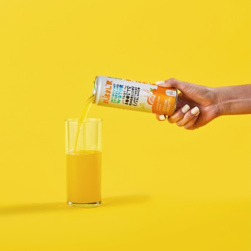 BUBBL'R Passion Fruit Wond’r Antioxidant Sparkling Water Cans Perspective: right