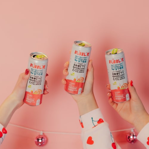 BUBBL'R Twisted Elix'r Antioxidant Sparkling Water Cans Perspective: right