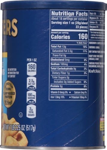 Planters Deluxe Whole Cashews Perspective: right