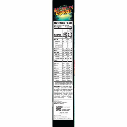Cap'N Crunch Limited Edition Halloween Crunch Corn & Oat Cereal Perspective: right