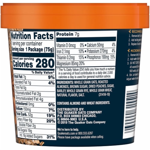 Quaker Real Medleys Peach Almond Flavor Oatmeal Perspective: right