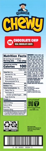 Quaker Chewy Chocolate Chip Granola Bars Perspective: right