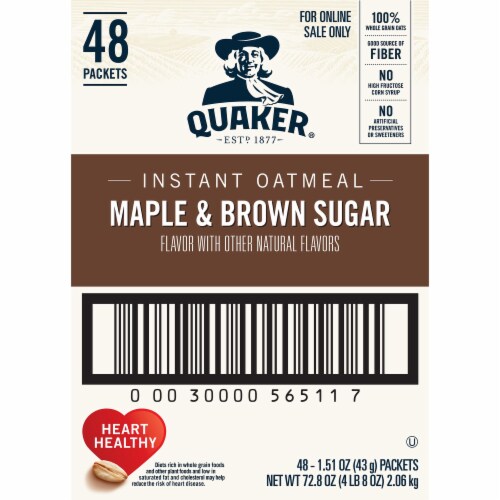 Quaker Instant Maple & Brown Sugar Oatmeal Packets Perspective: right